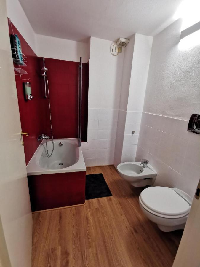 Likehome Milano - Via Scaldasole Loft มิลาน ภายนอก รูปภาพ