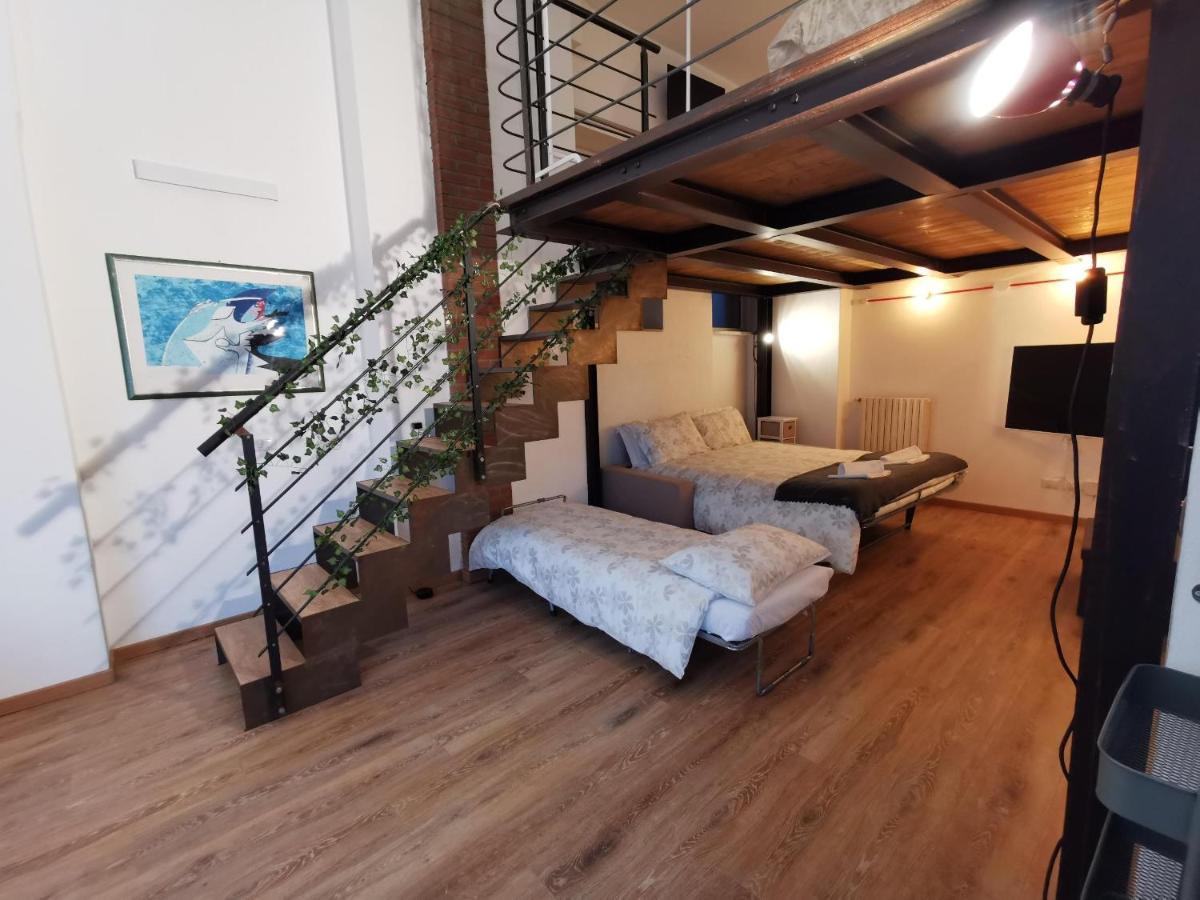 Likehome Milano - Via Scaldasole Loft มิลาน ภายนอก รูปภาพ