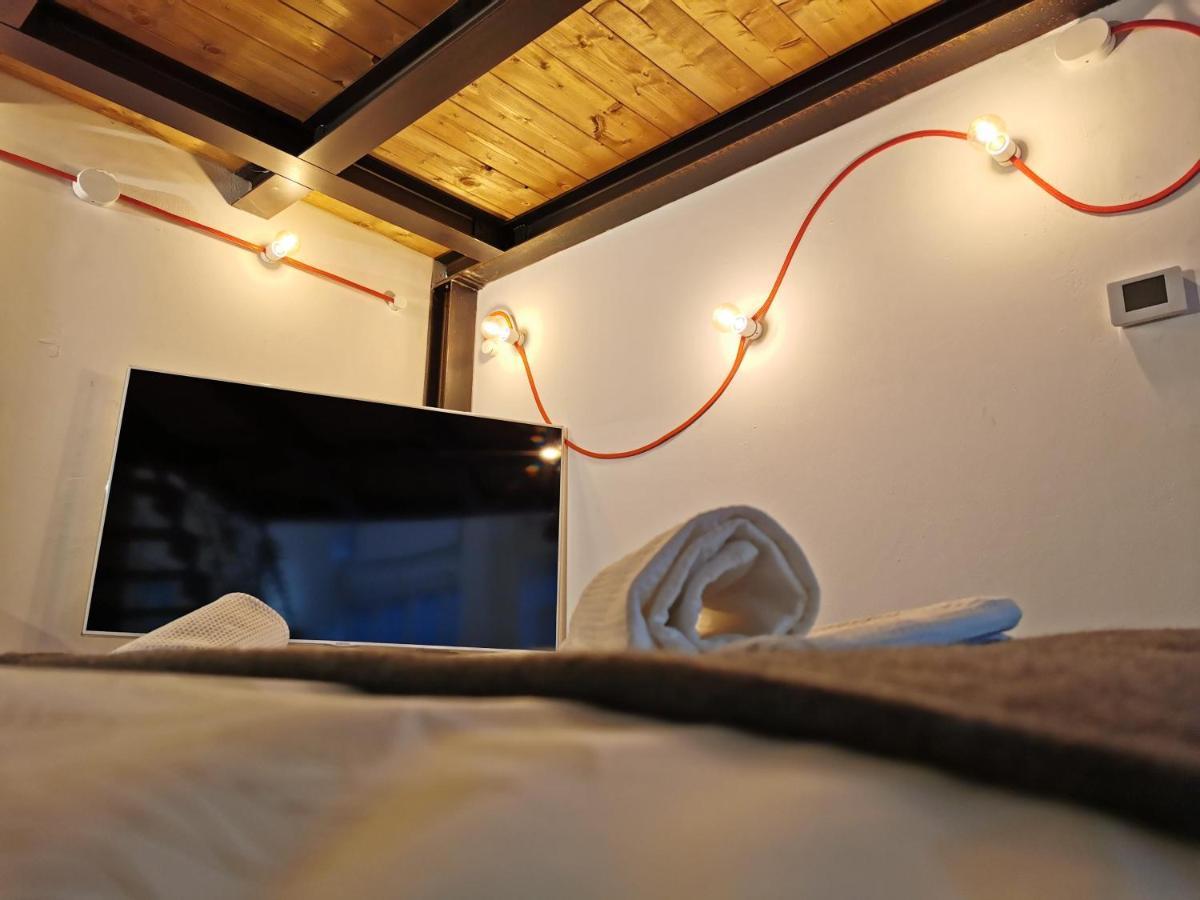 Likehome Milano - Via Scaldasole Loft มิลาน ภายนอก รูปภาพ
